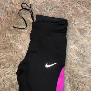 NIKE - Leggings